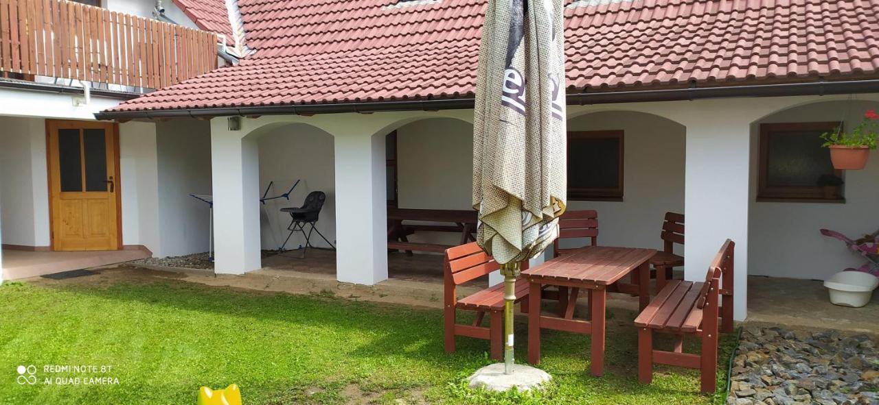 Apartmany Natalie Dvory nad Luznici エクステリア 写真